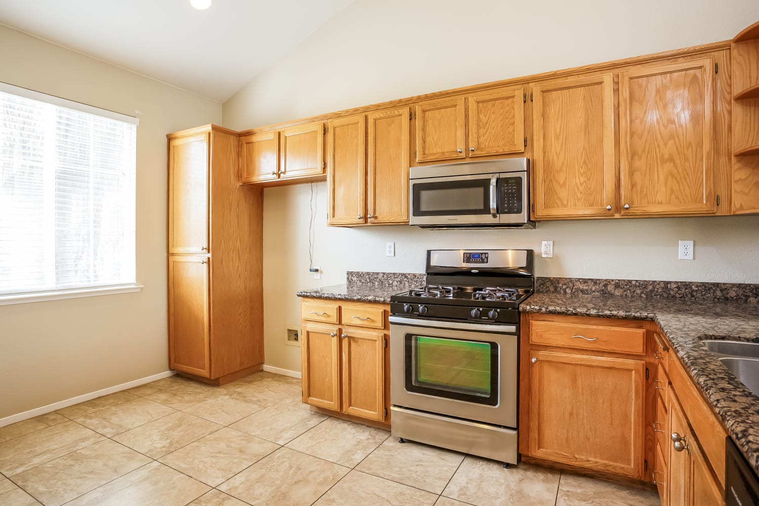 2547 Foghorn Way photo 5