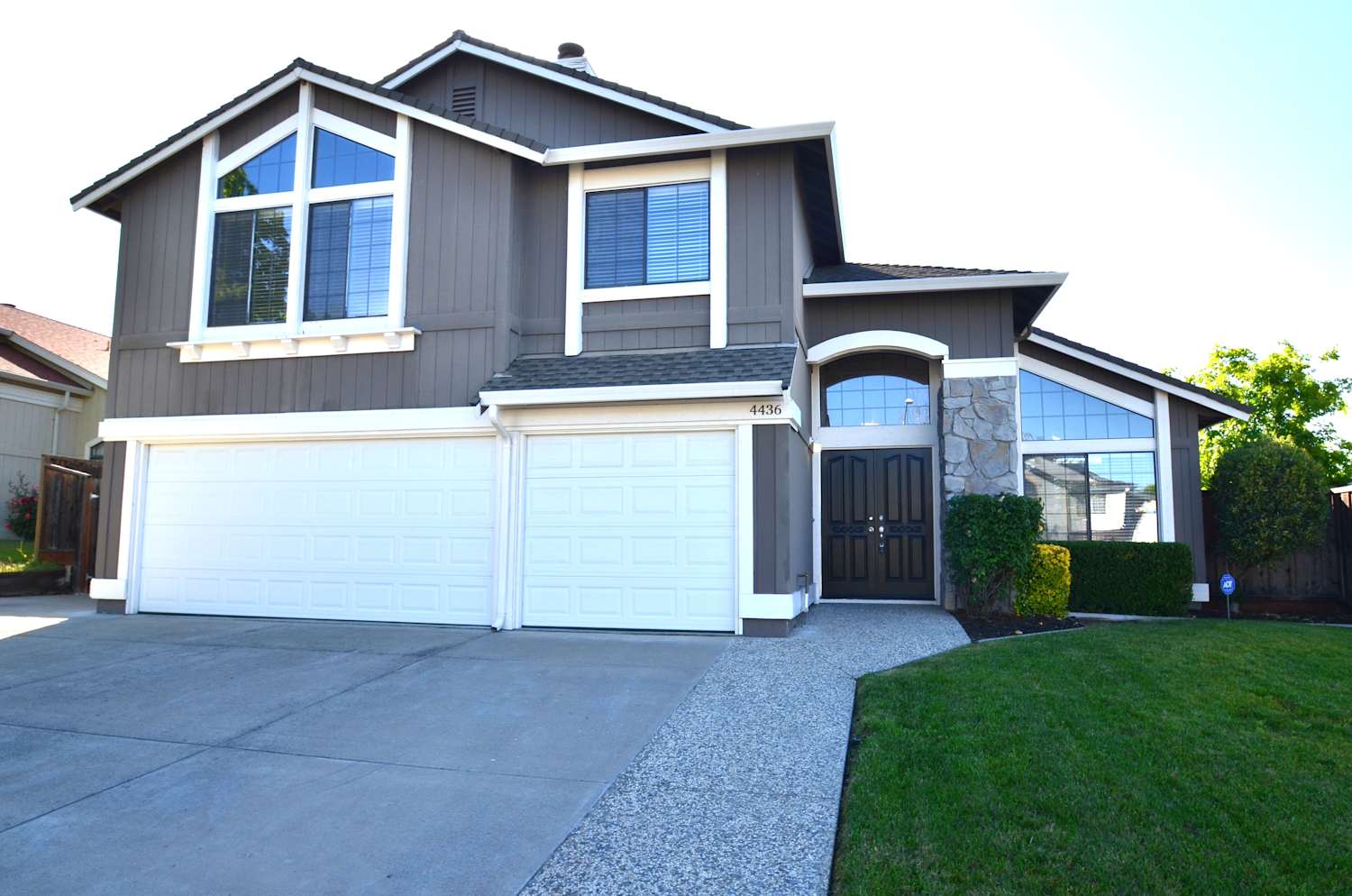 4436 Deerfield Dr