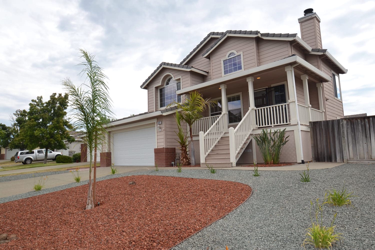 5117 Hereford Ct photo 2