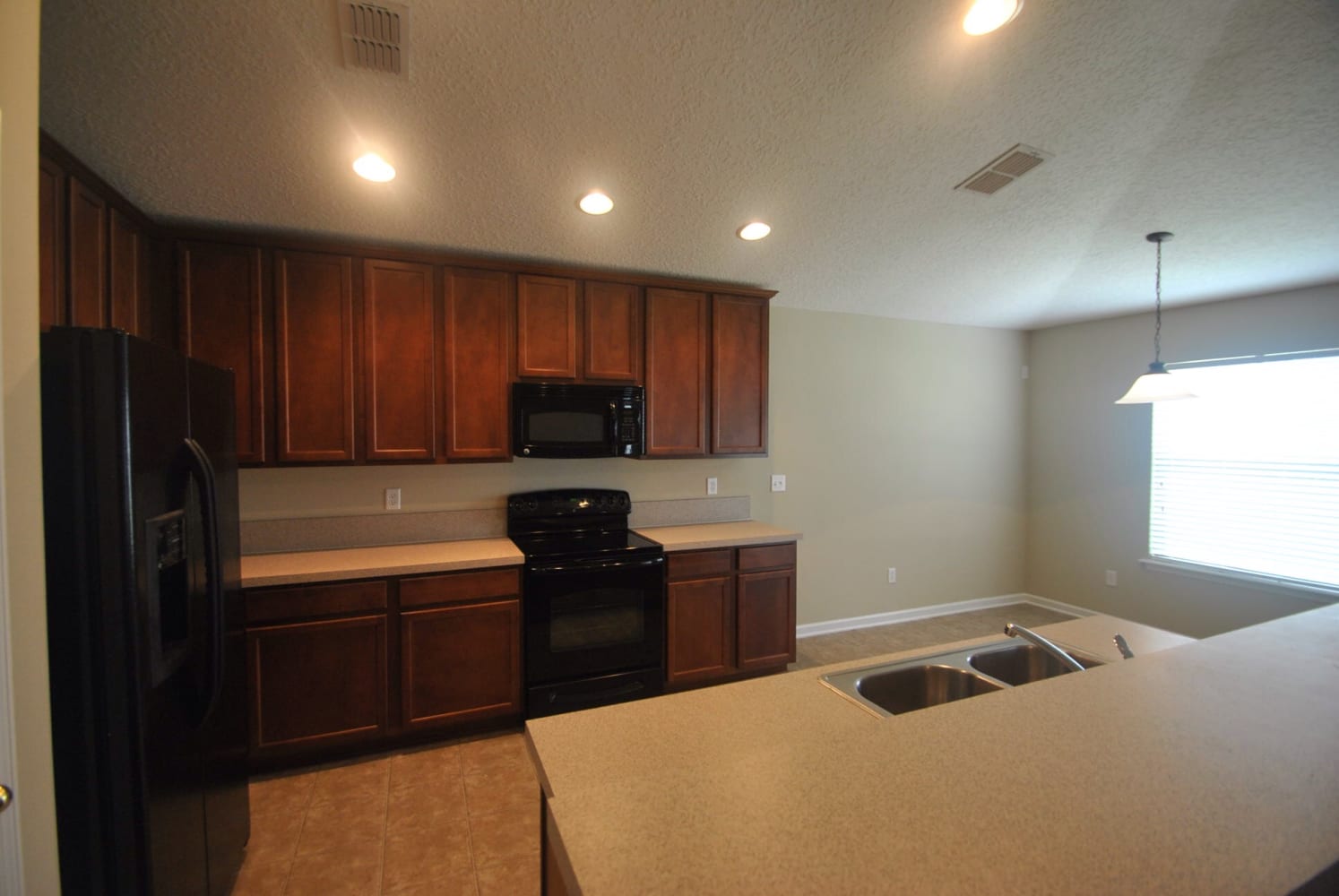 4754 Creek Bluff Ln photo 5