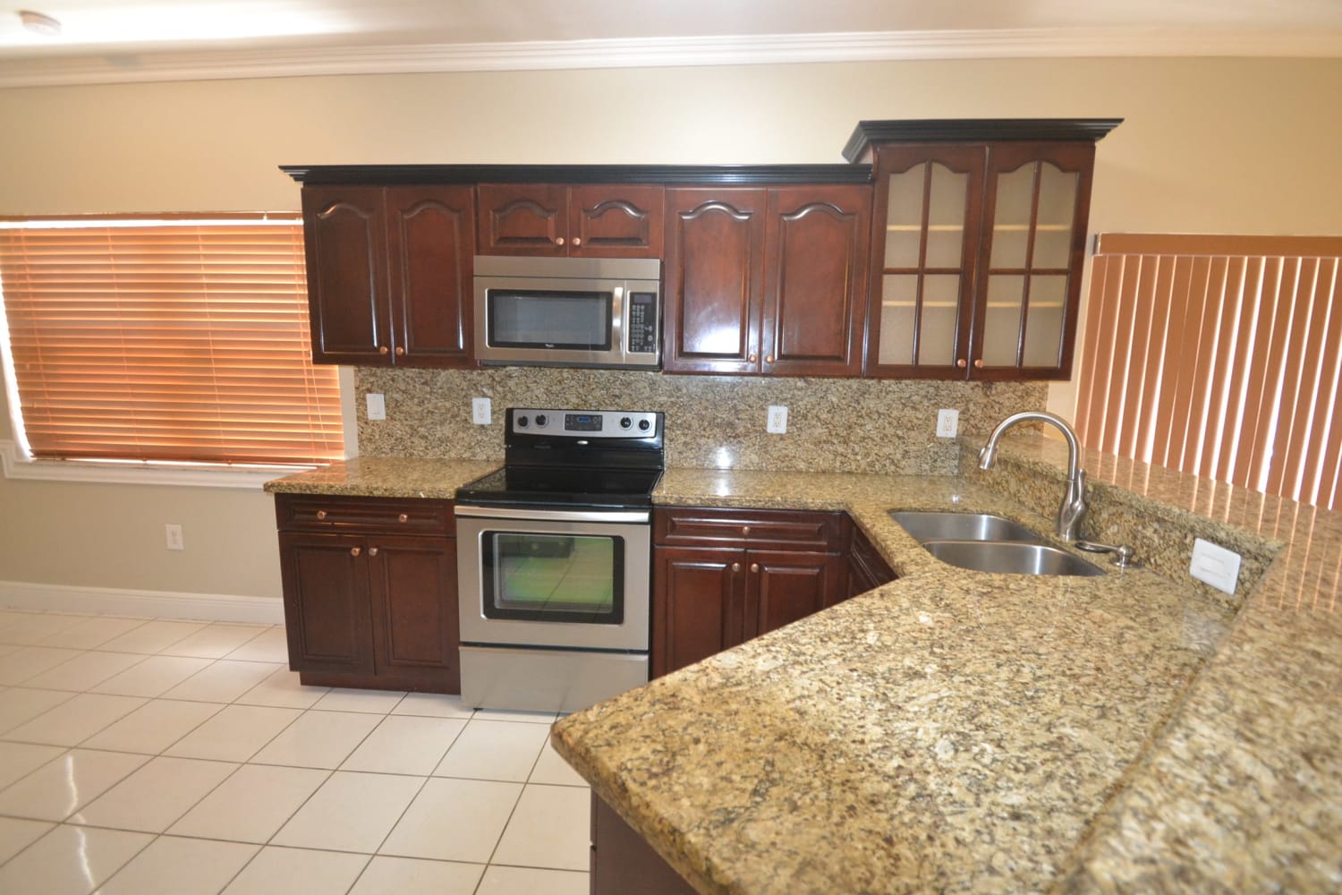 15270 SW 46th Ct photo 4