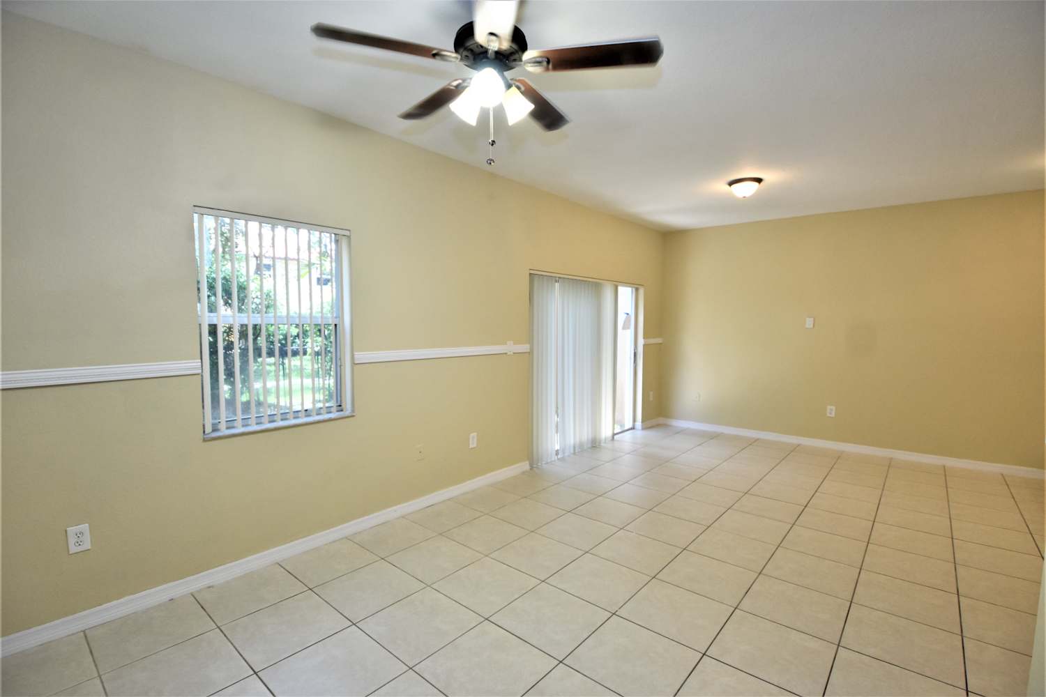 12768 SW 49th Ct photo 2