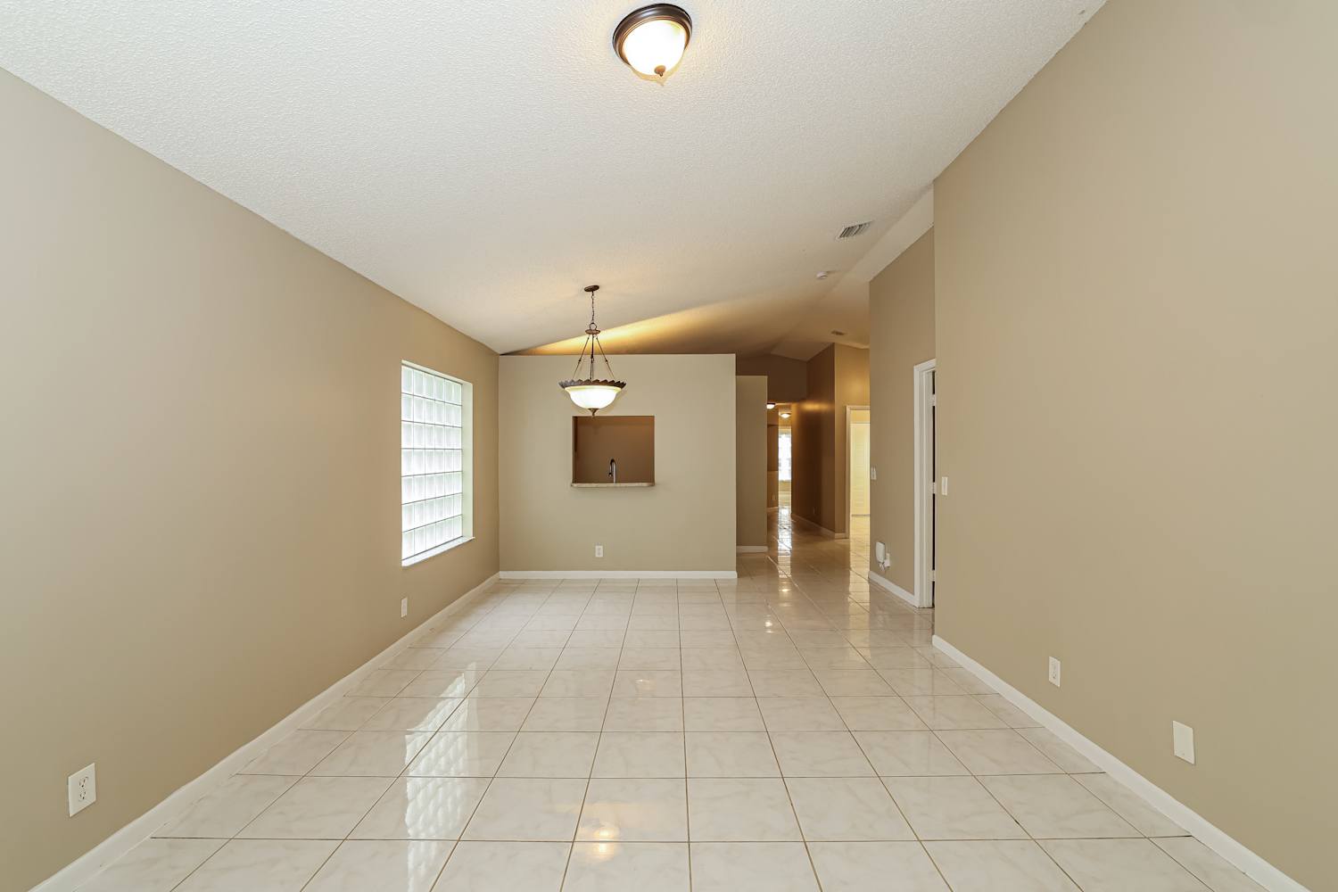 4811 Concordia Ln photo 4