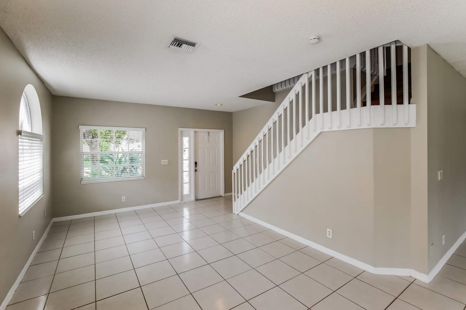 3596 Miramontes Cir photo 4