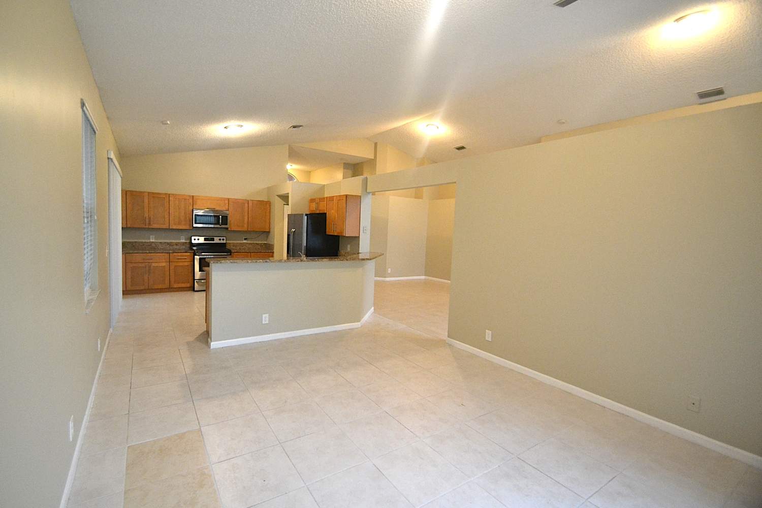 7704 Thornlee Dr photo 5