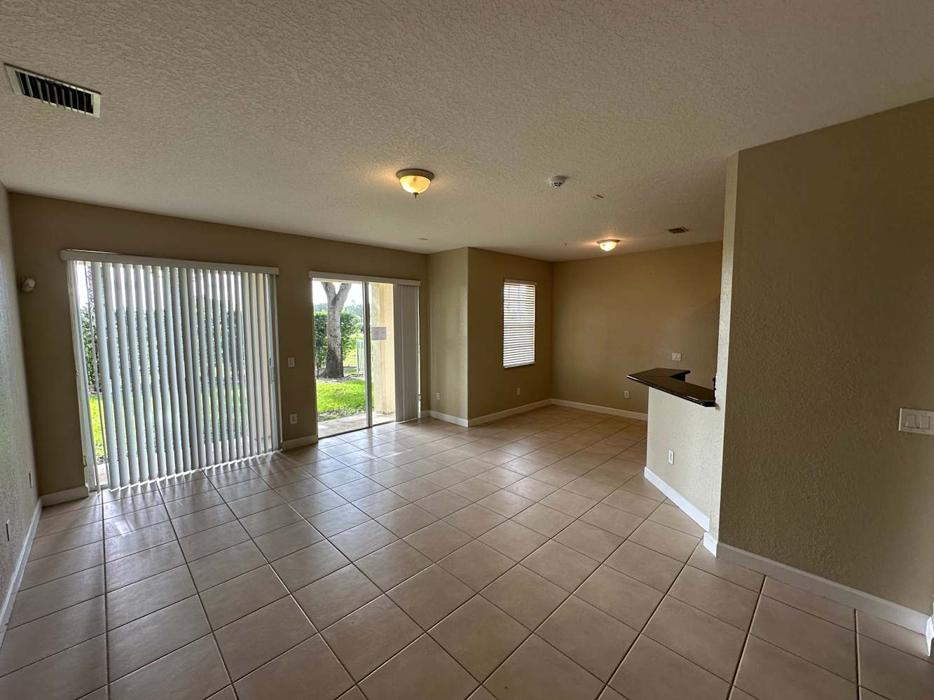 10469 Galleria St photo 5