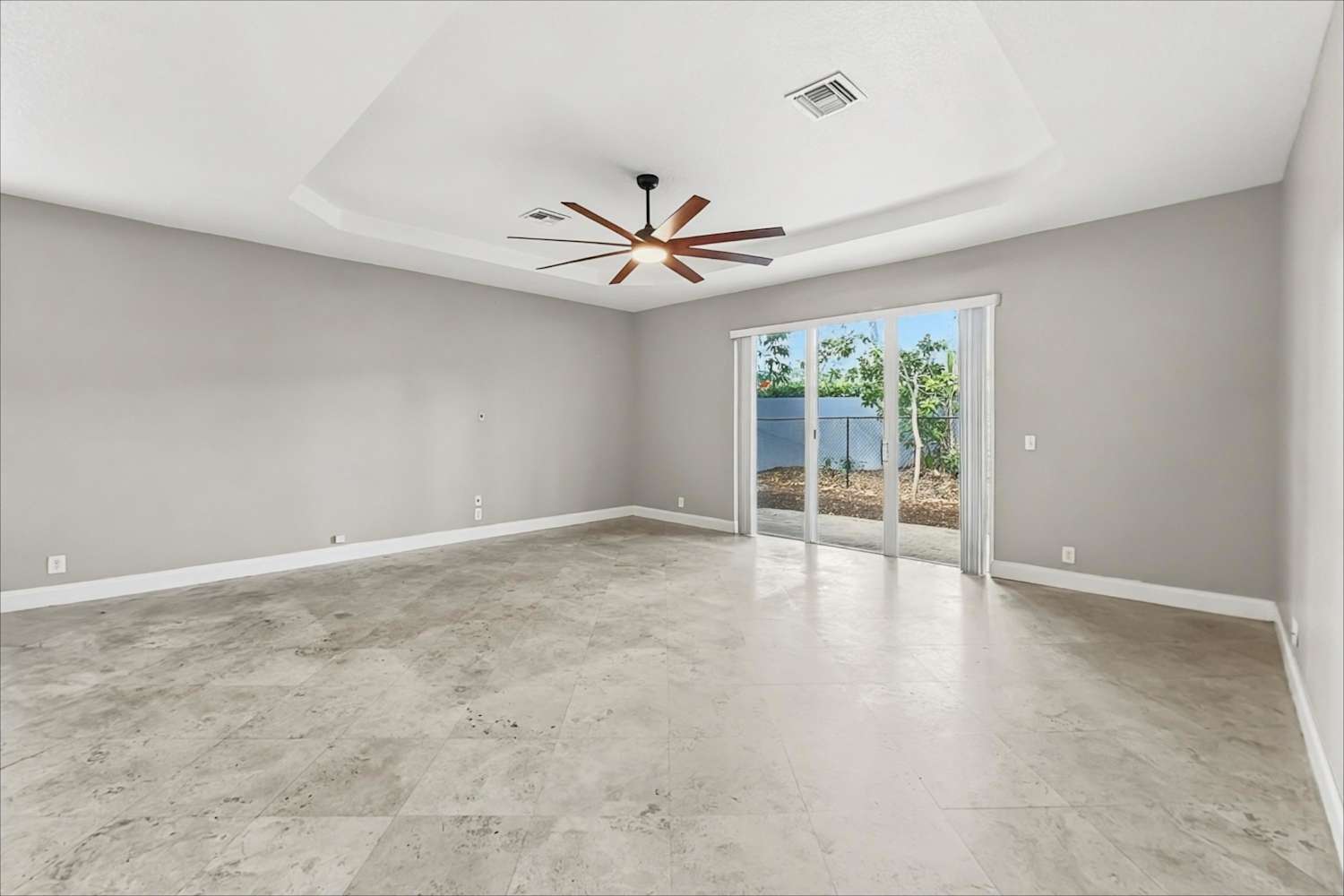 1250 W Magnolia Cir photo 5