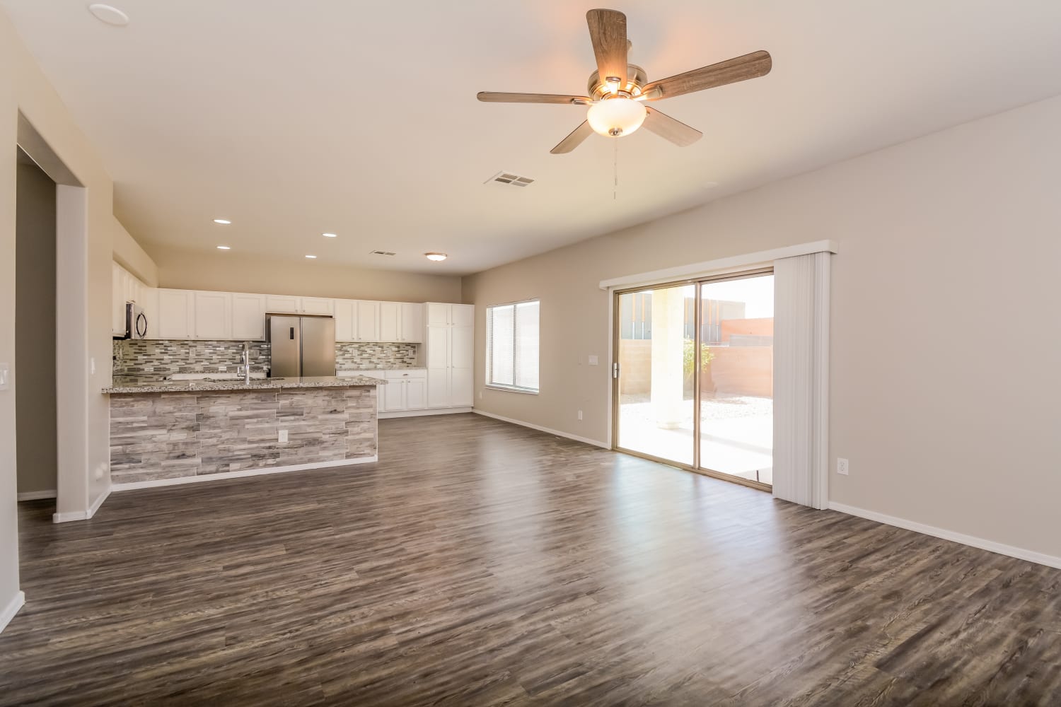 10237 W Chipman Rd Tolleson, AZ 85353 photo 3