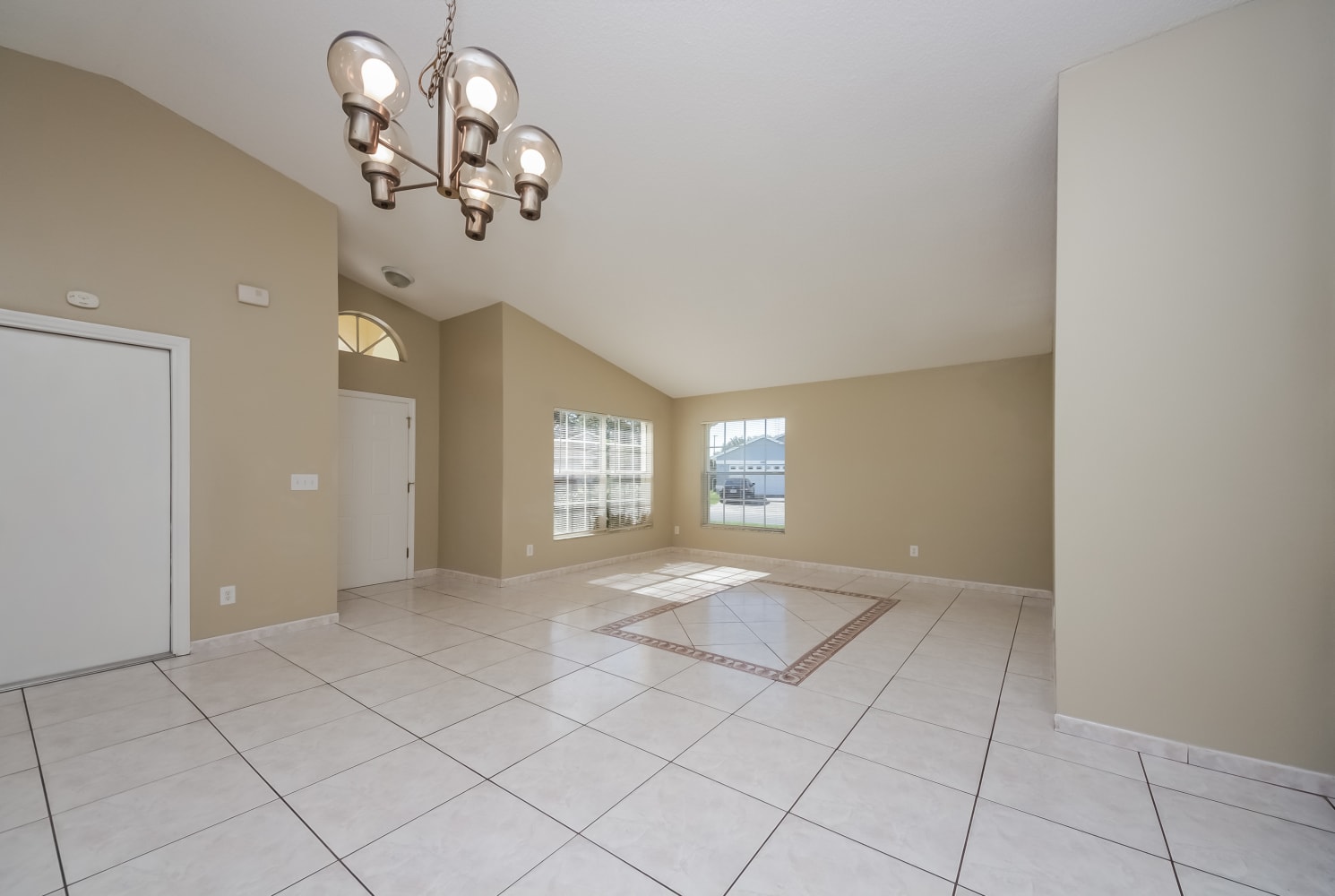 1422 Coldwater Ct photo 5