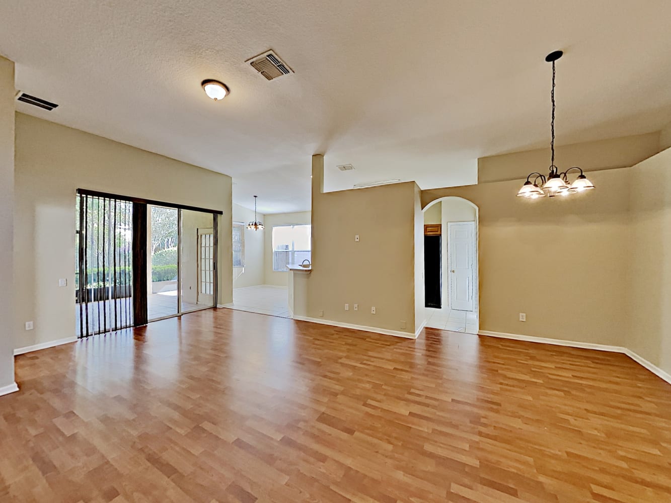 282 Hanging Moss Cir photo 5
