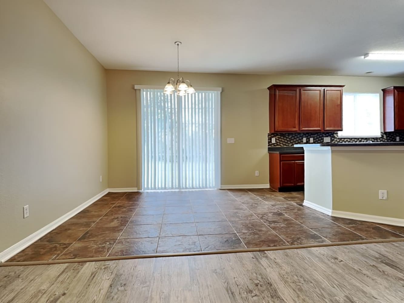 31702 Spoonflower Cir photo 5
