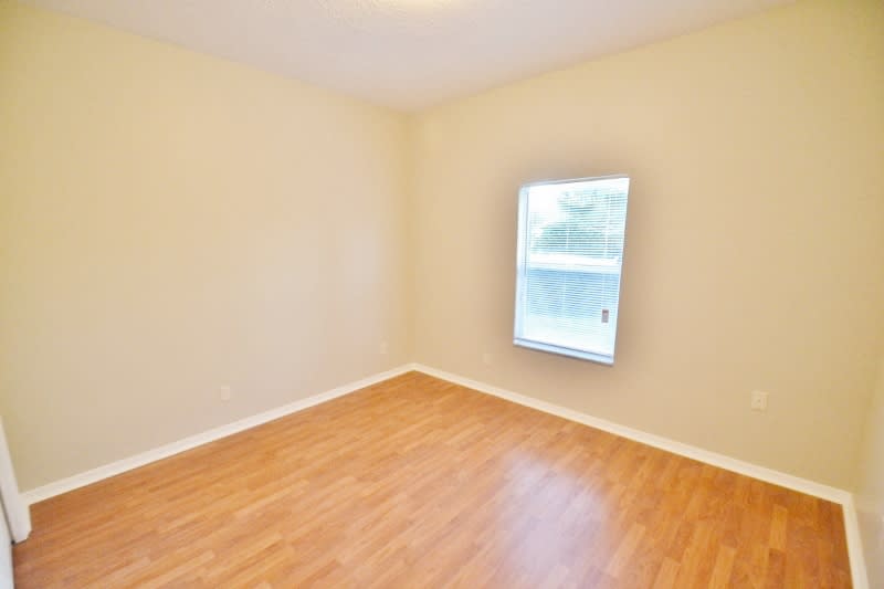 3942 Appletree Dr photo 5