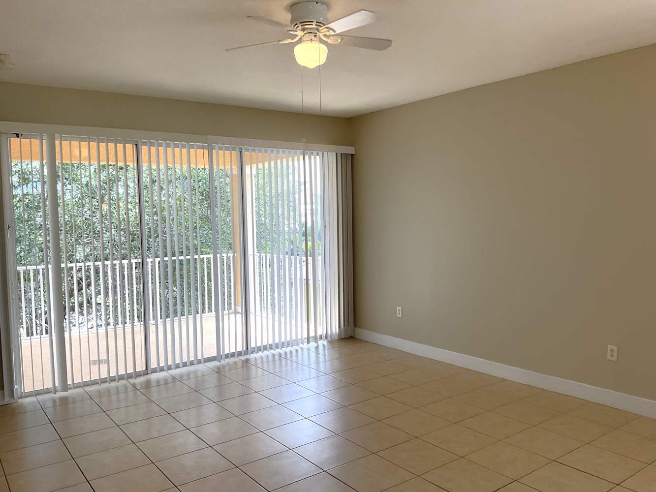 573 Bimini Bay Blvd photo 2