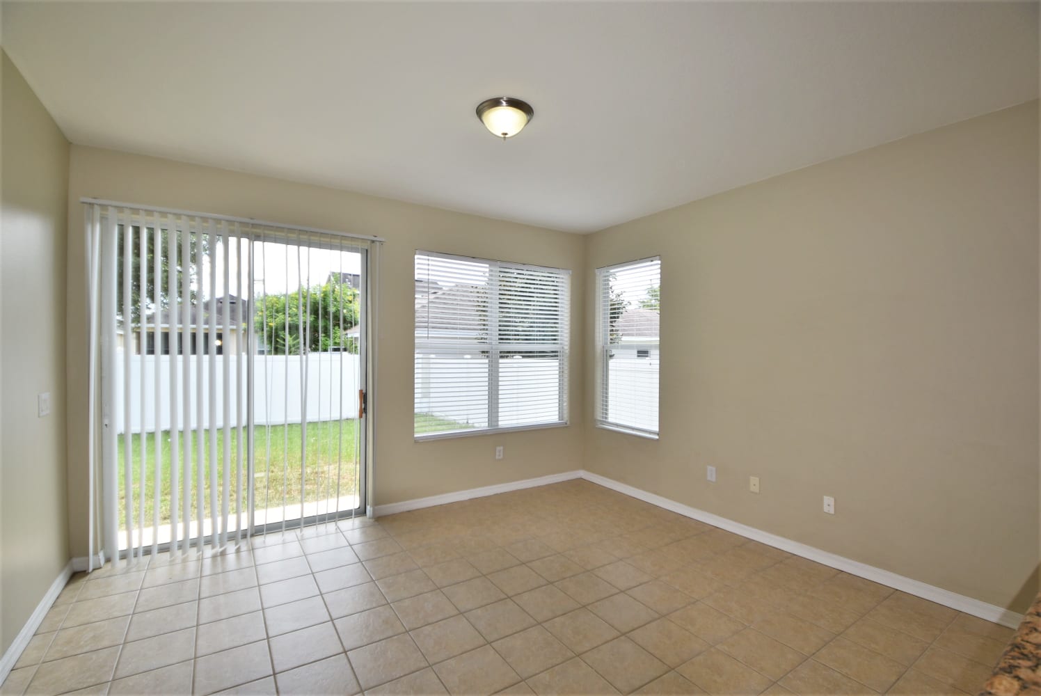 10305 Greystone Ridge Ct photo 5