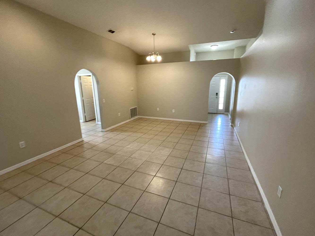 24836 Hyde Park Blvd photo 2