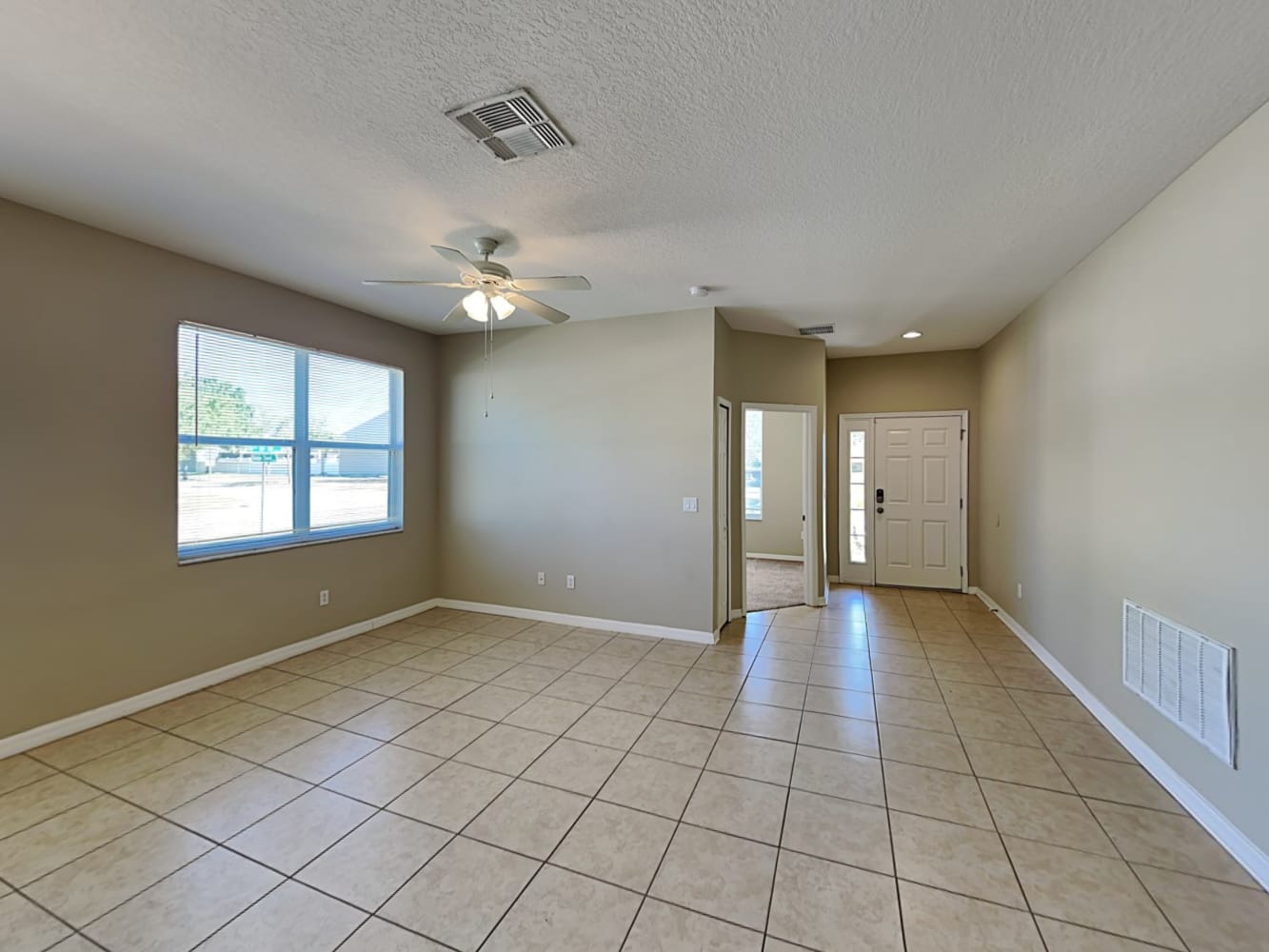 1456 Delano Trent St photo 3