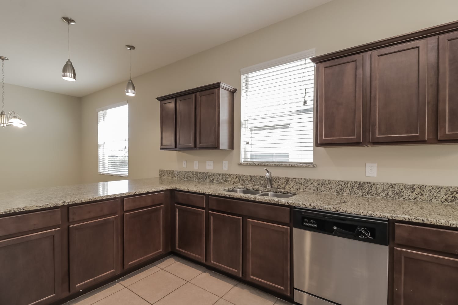 3644 Madbury Cir photo 4