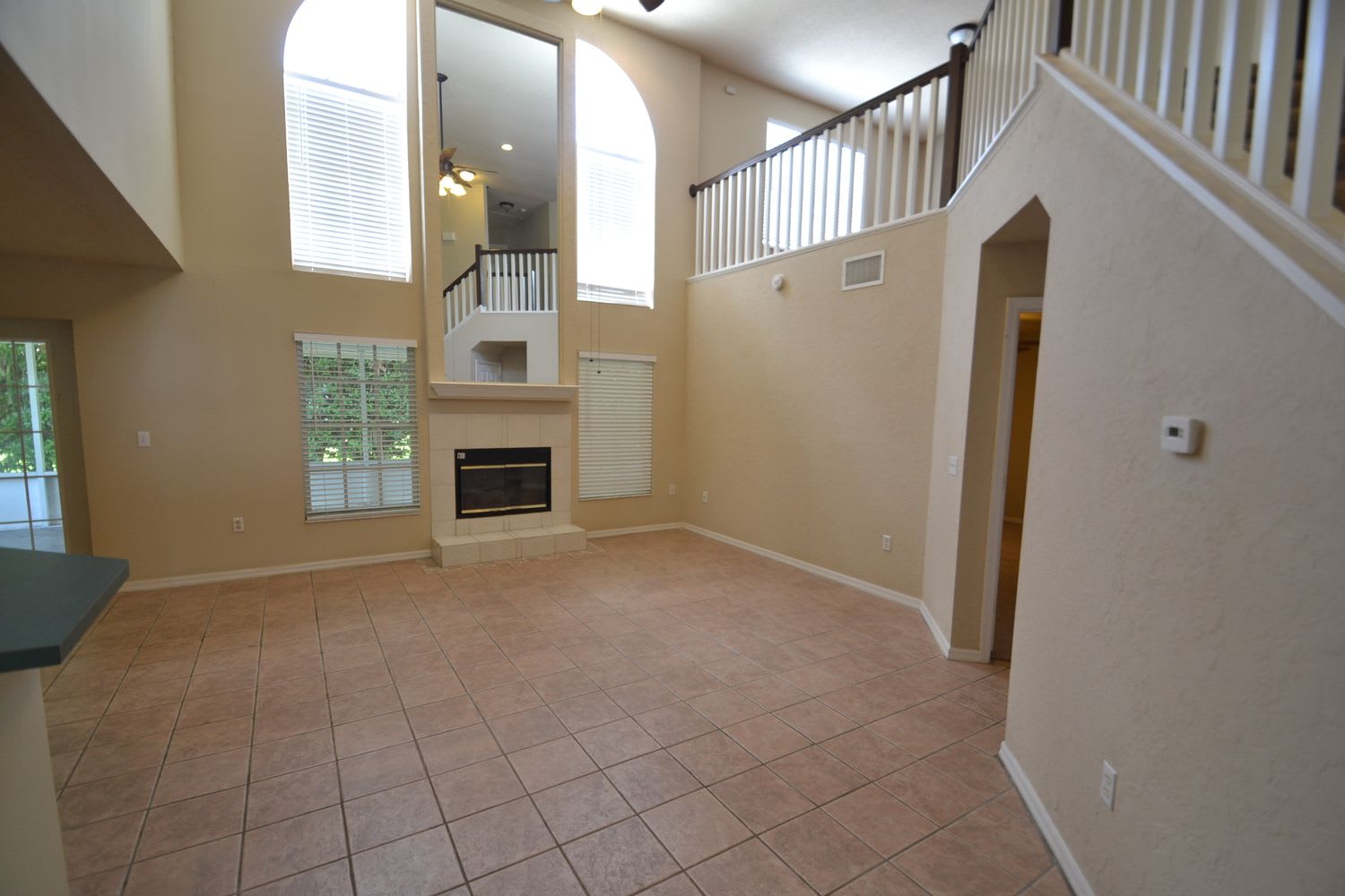 749 Jessanda Cir photo 2