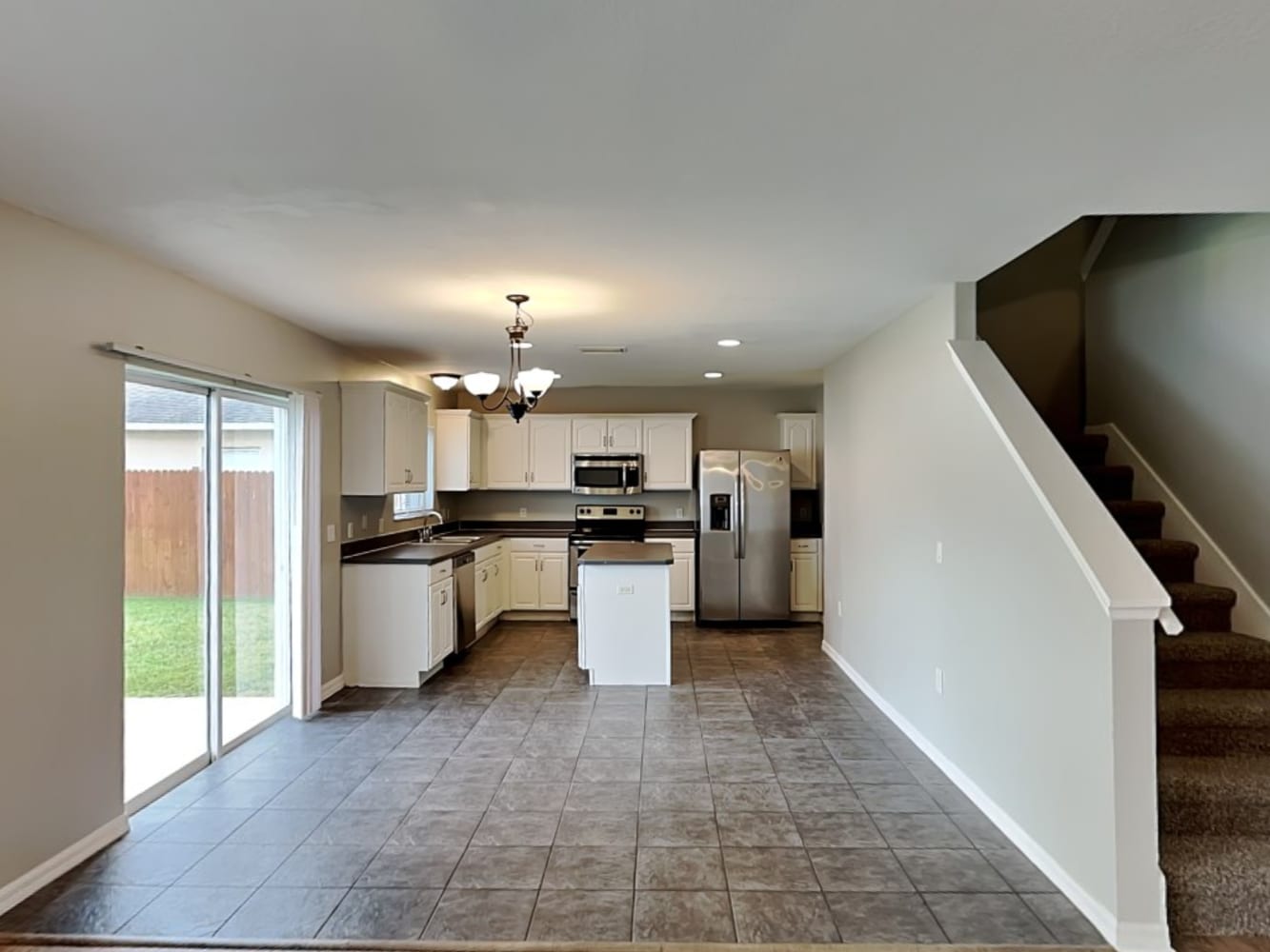2223 Blackwood Dr photo 5
