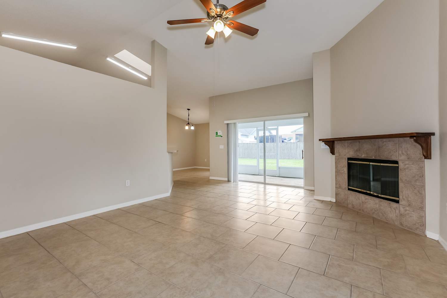 6729 Bordeaux Blvd photo 4