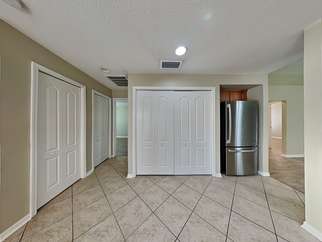 10327 Avelar Ridge Dr photo 5