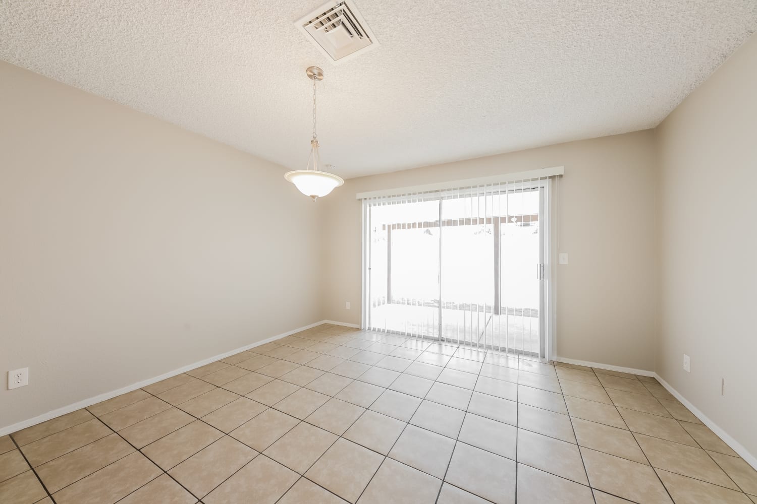 5322 W Seldon Ln Glendale, AZ 85302 photo 5