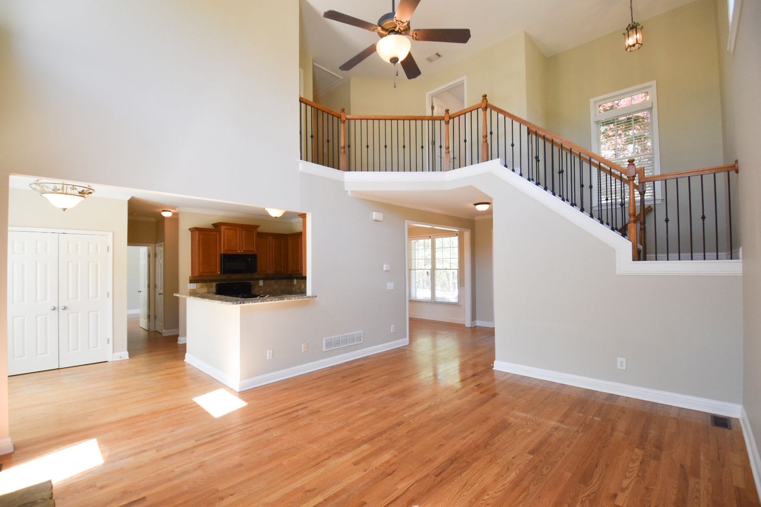 502 Oriole Farm Trl photo 3