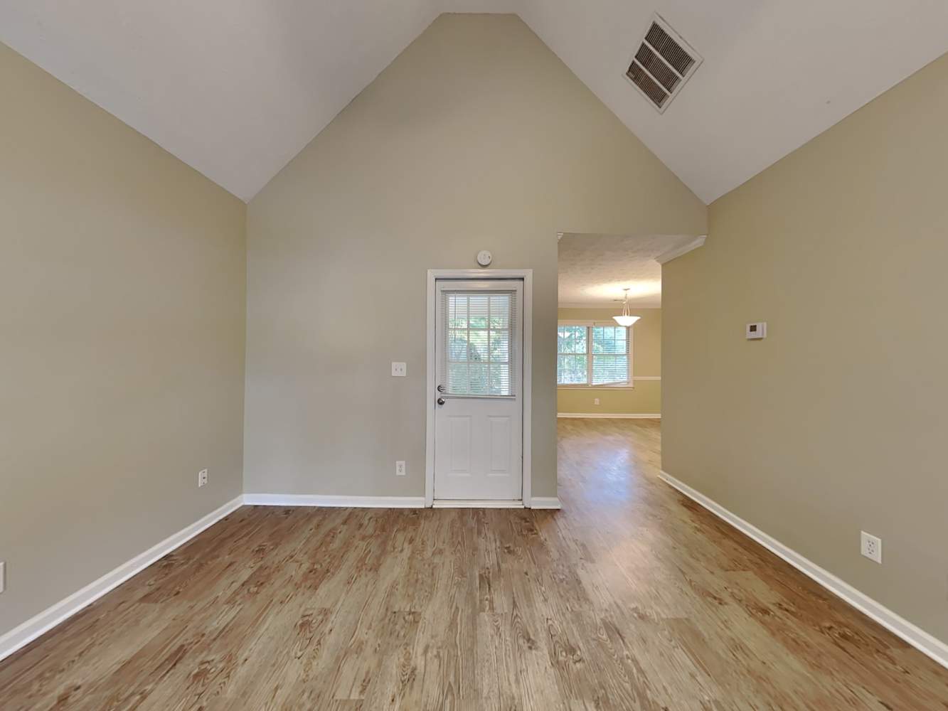 1055 Burning Bush Dr photo 5