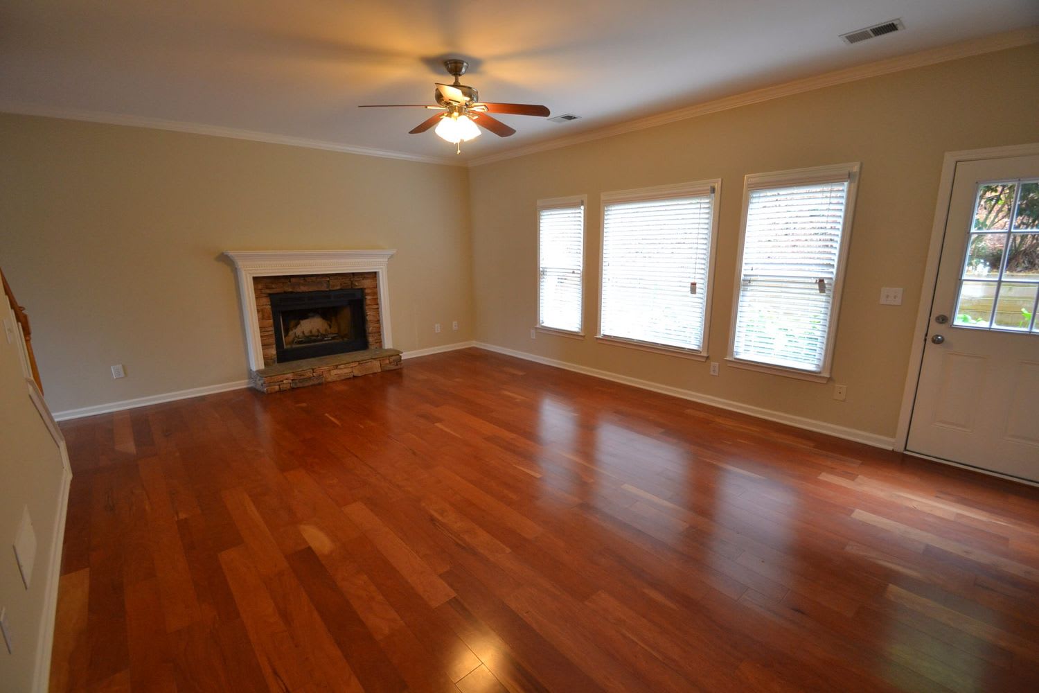 5115 Sherrer Dr NW photo 2