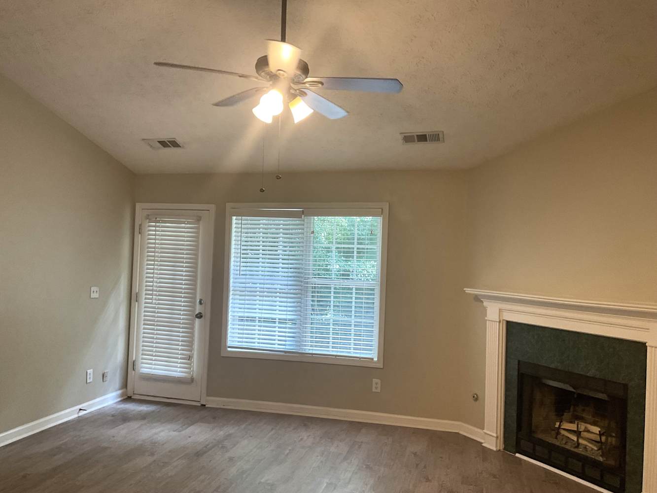 544 Rivulett Ct photo 4