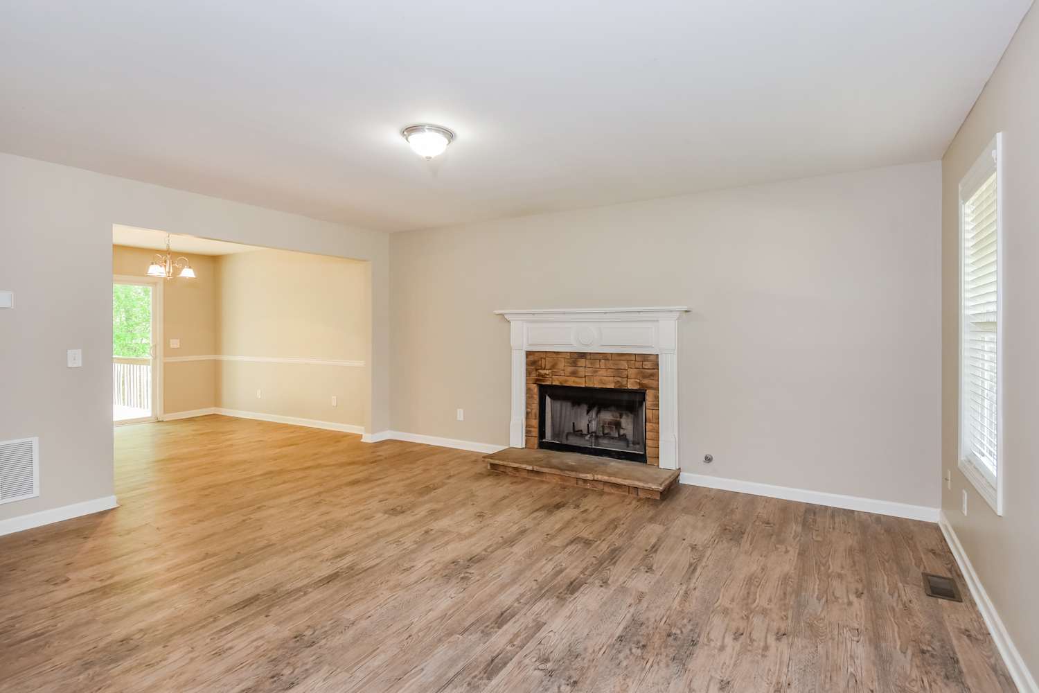 9365 Brooke Cove Ct photo 5