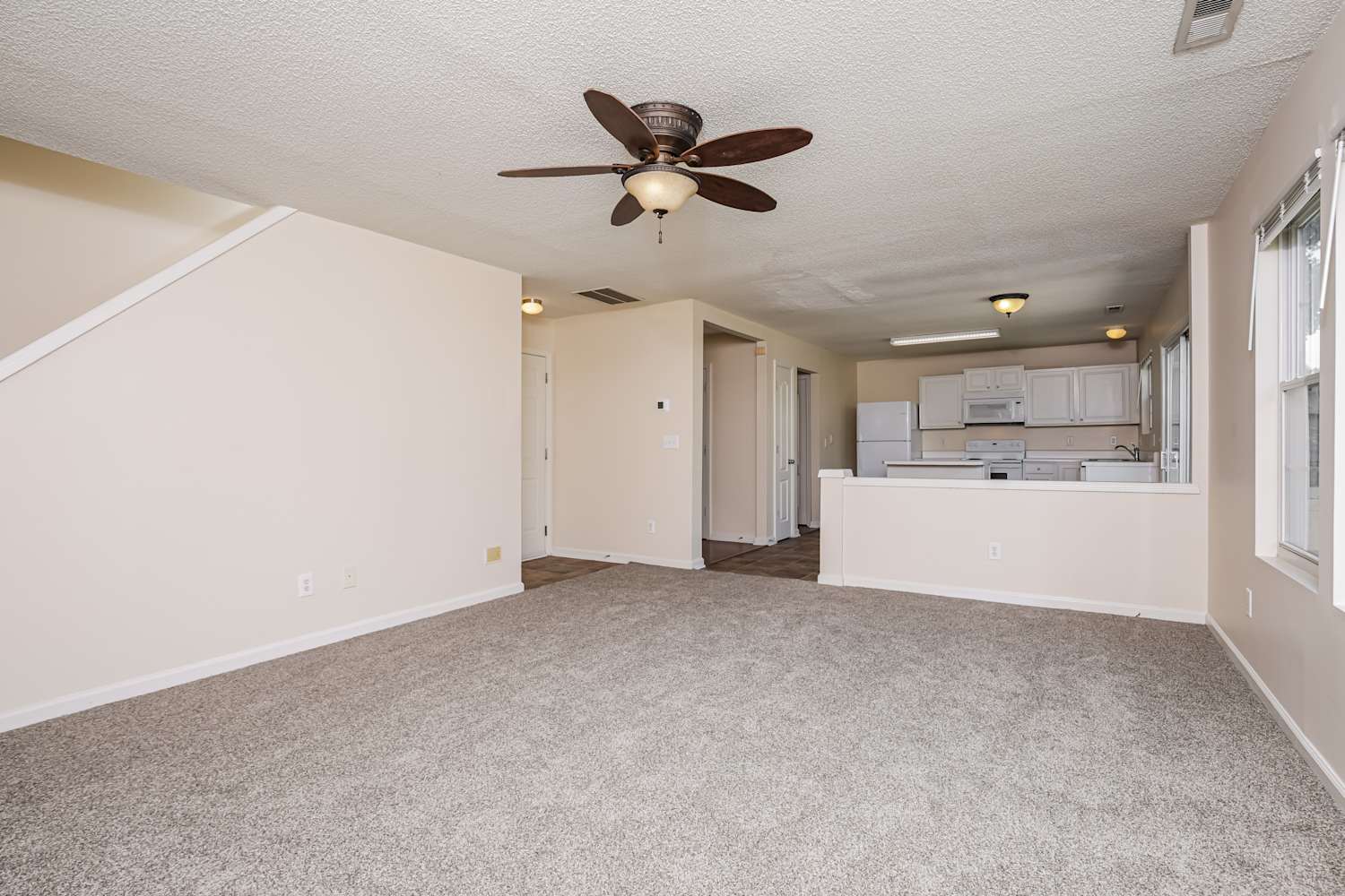 3005 Tuckland Dr photo 5