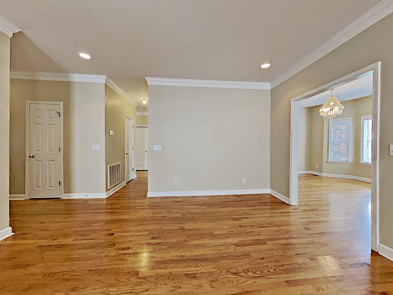 1403 Troon Dr photo 4
