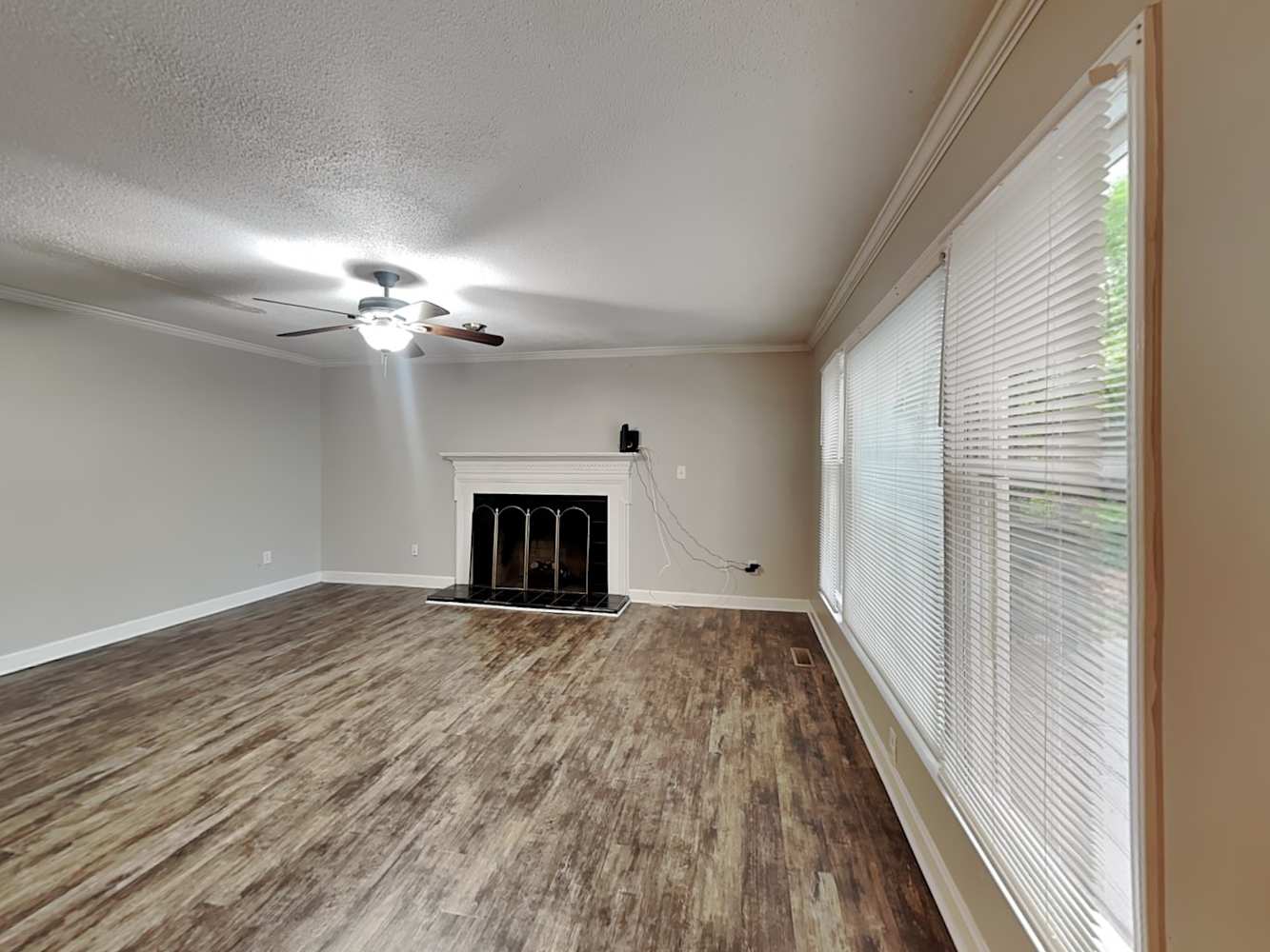 1611 Plantation Trl photo 5