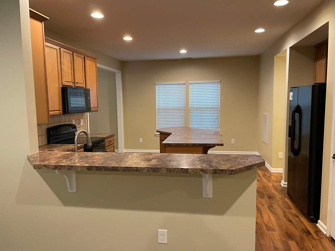 2019 Oakmere Rd photo 4