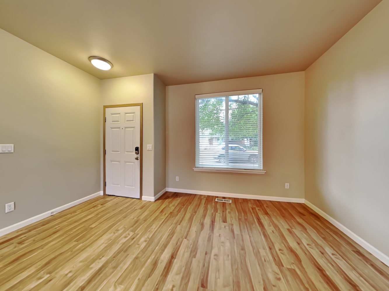 18611 85th Avenue Ct E photo 4