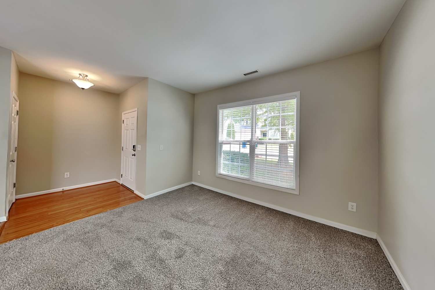5019 McKittrick Ln photo 4