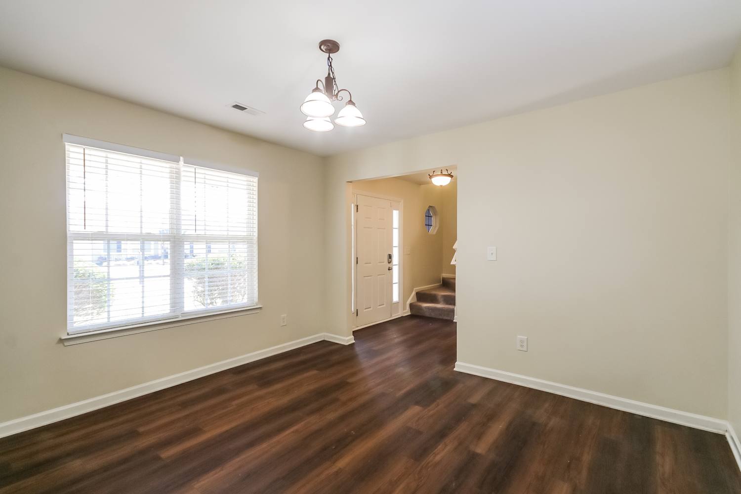 105 Arbridge Ct photo 4