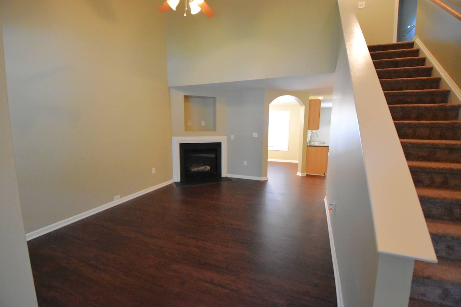 7888 Smith Pond Dr photo 2