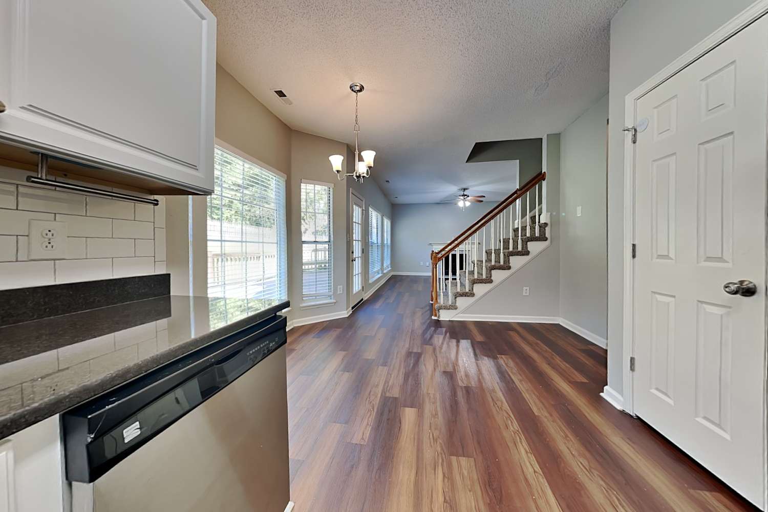 11908 Harris Pointe Dr photo 5