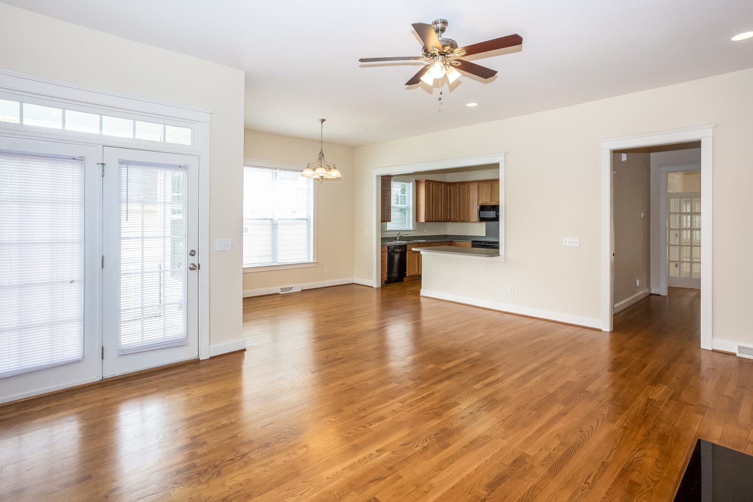 143 Water Oak Dr photo 5