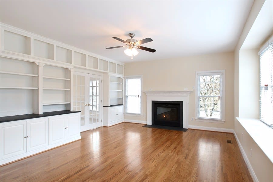 5633 Legacy Cir photo 4
