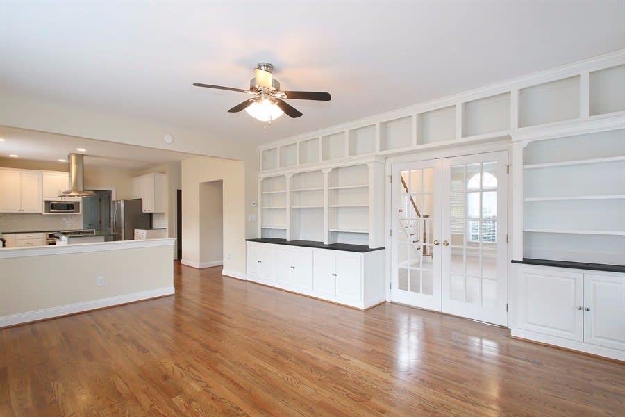 5633 Legacy Cir photo 5