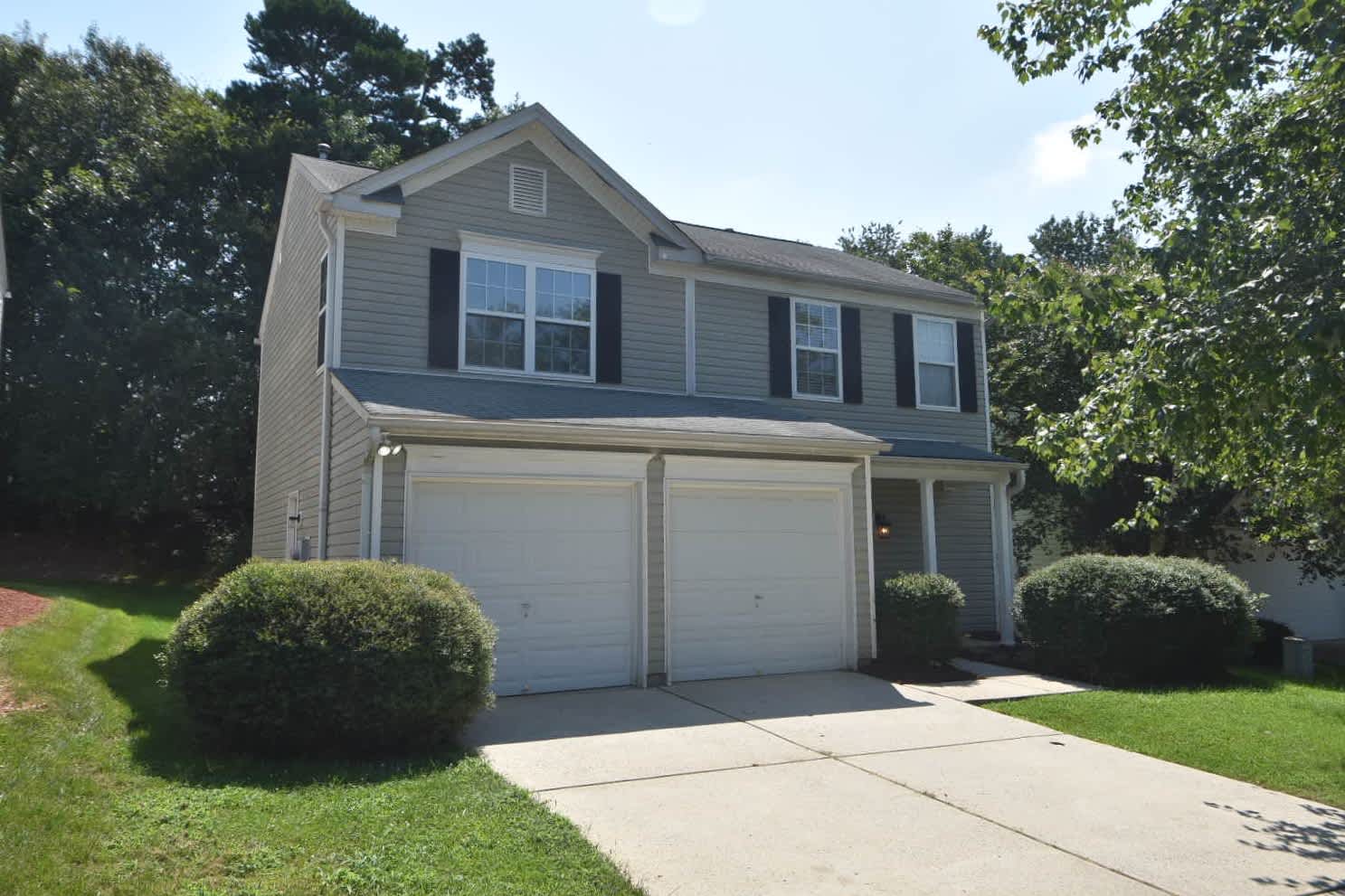 1307 Caselton Ct NW photo 2