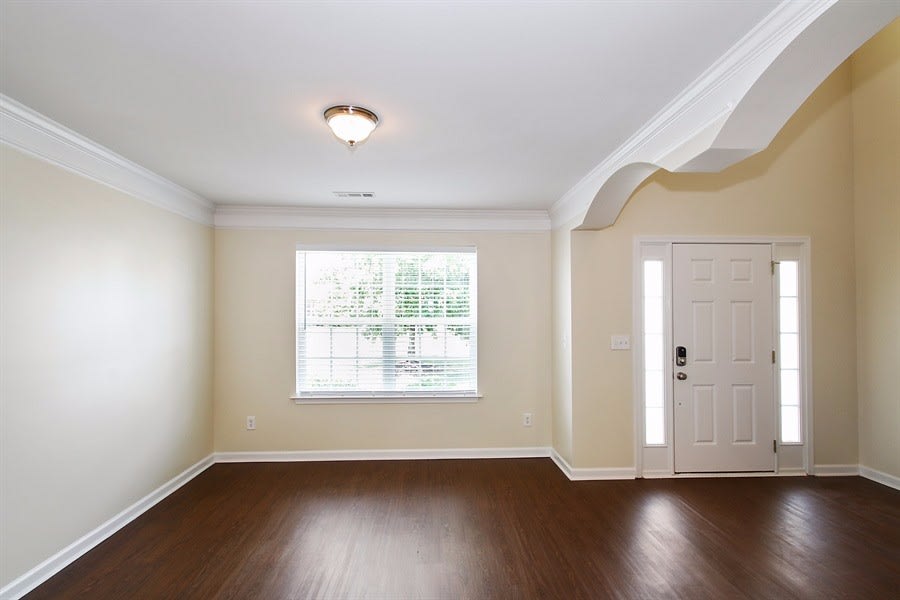 116 Saye Pl photo 3