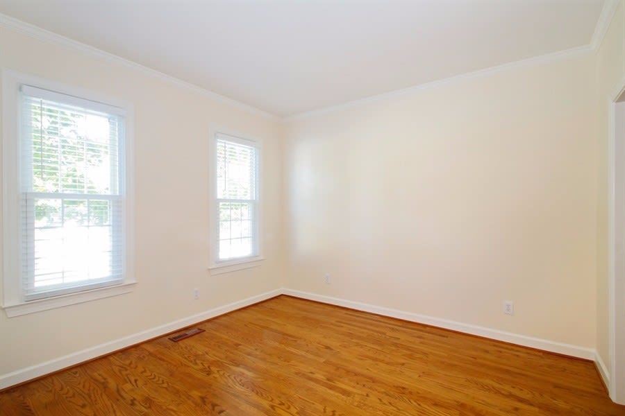 1209 Riverbirch Dr photo 4