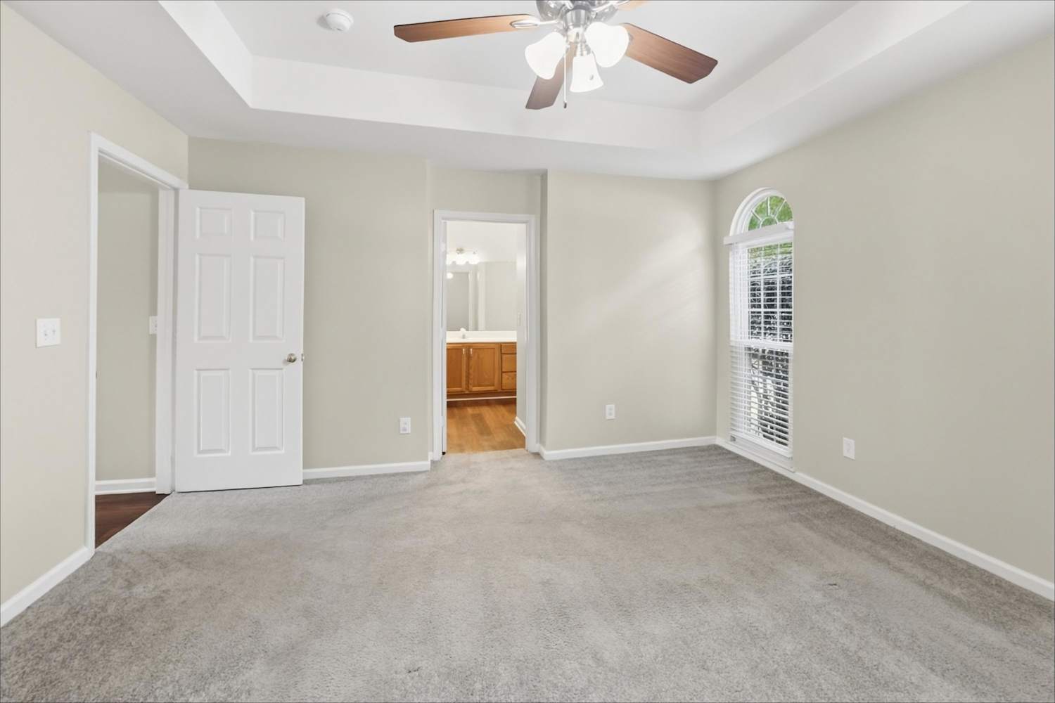 7428 Trotter Rd photo 5