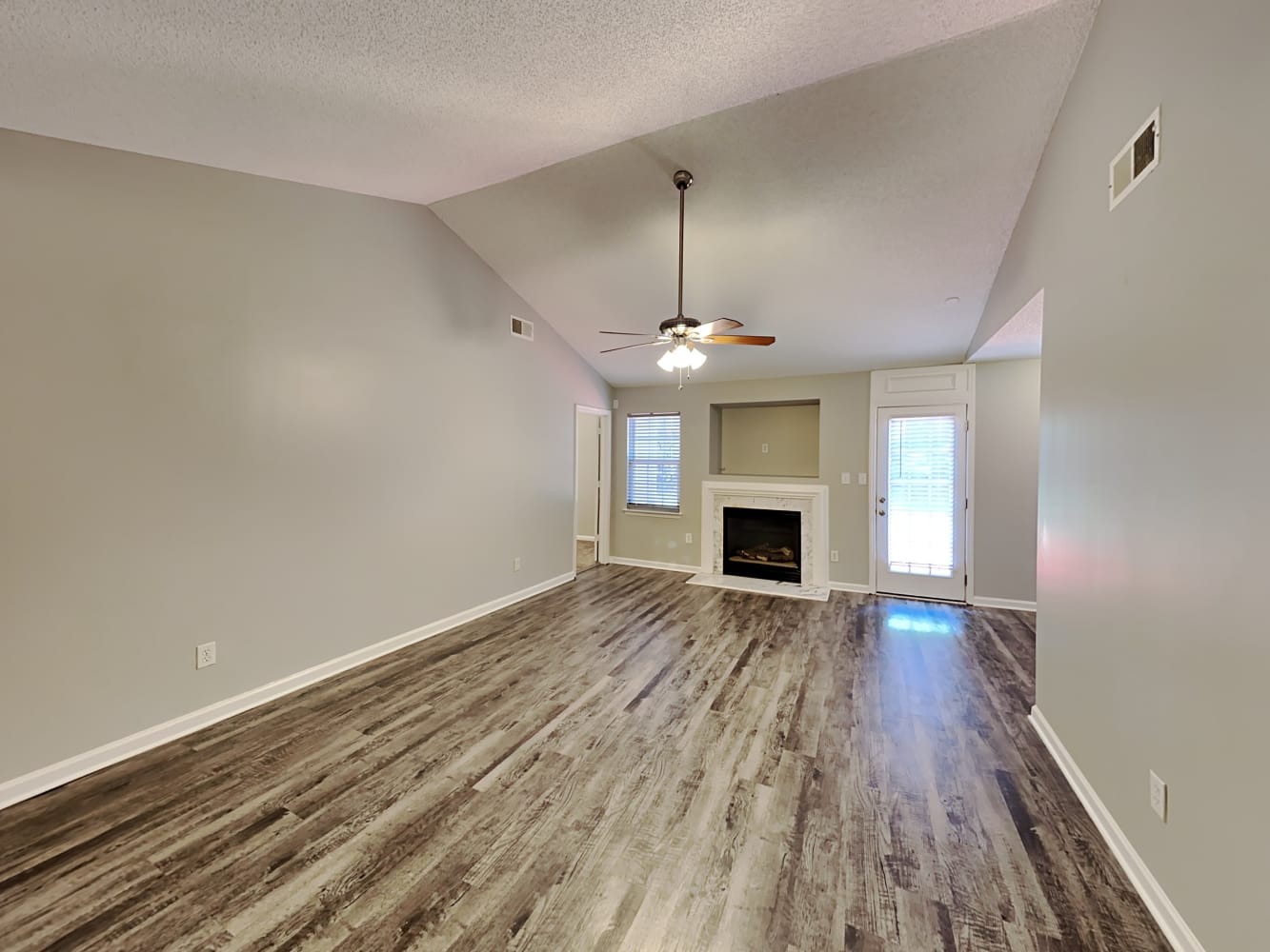 133 Chere Helen Dr photo 3