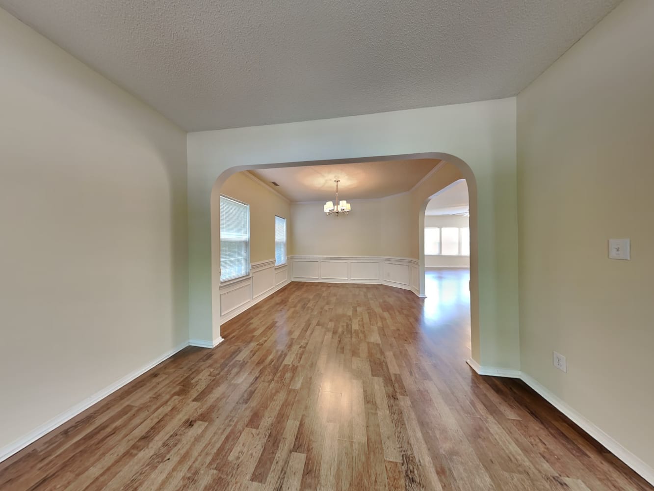 5720 Enoree Ln photo 4