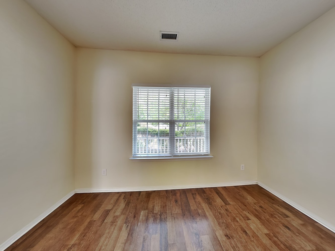 5720 Enoree Ln photo 5